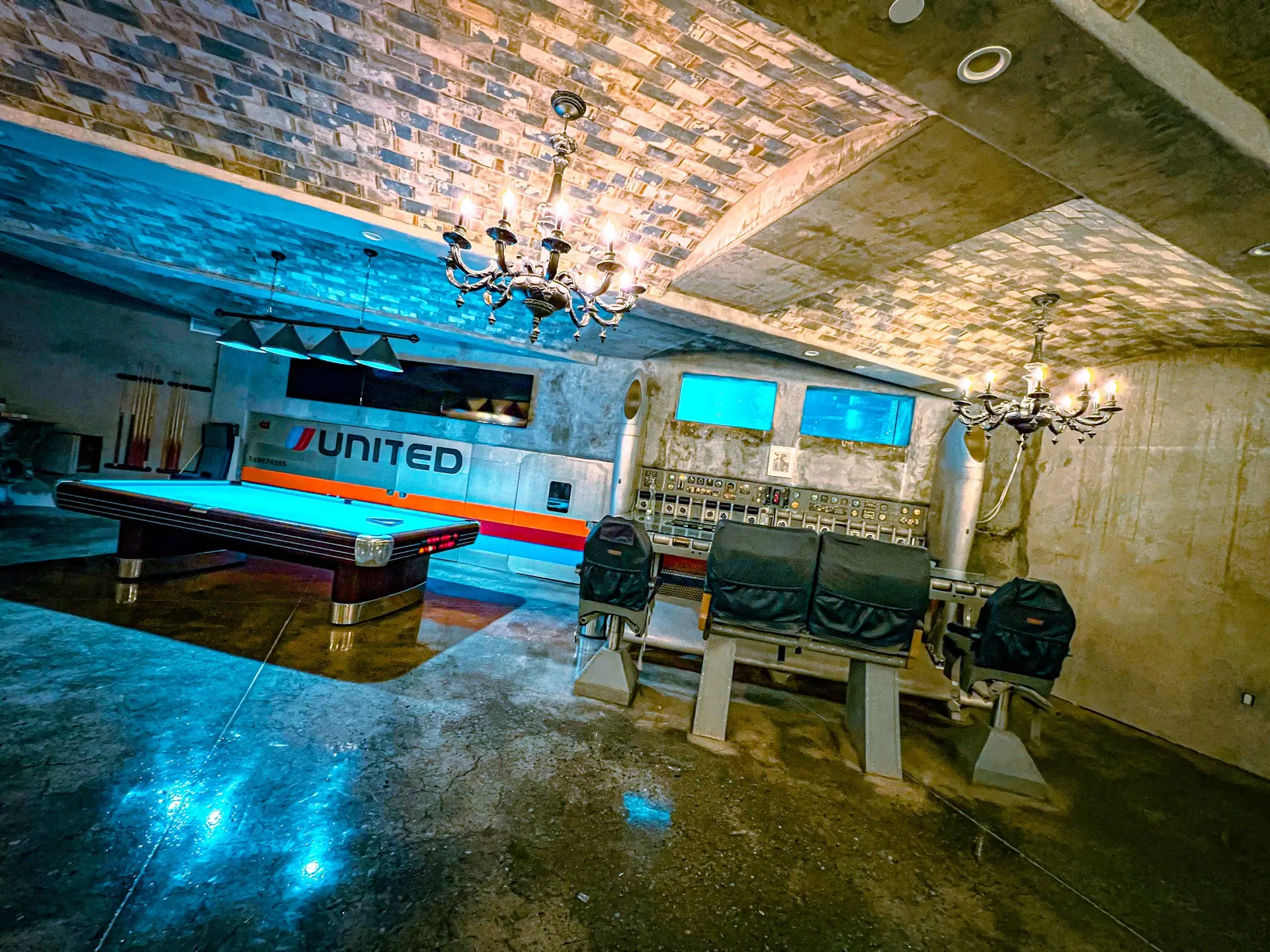 Completed La Jolla pool project by Aurora Pool Construction