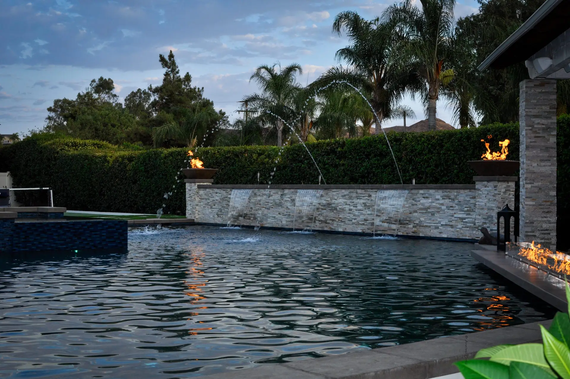 Backyard pool and spa construction in Lake Elsinore